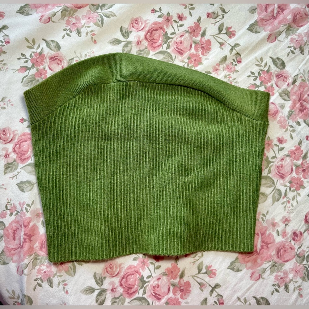 Abercrombie & Fitch Olive Off-the-Shoulder Sweater